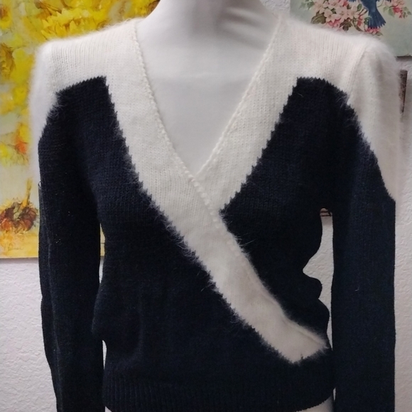 Jennifer Moore Sweaters - Angora Lambswool Sweater 1980 1990. Firm Price